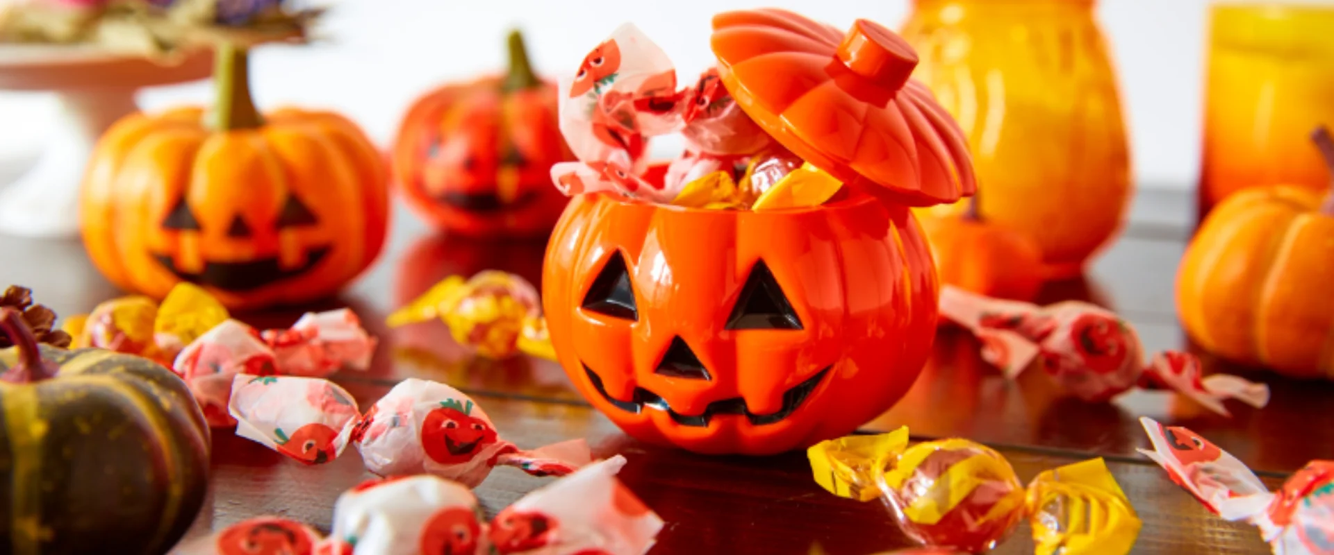 20251014 Dulce o truco Cómo el consumo excesivo de dulces en halloween afecta la salud dental de los niños