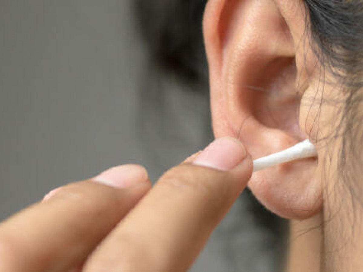 Cómo hacer una buena limpieza de oídos sin fallar