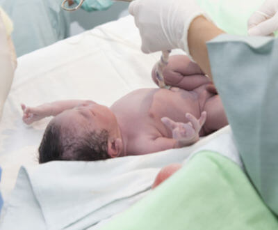 Bebé recién nacido - 10 mitos en torno-al parto